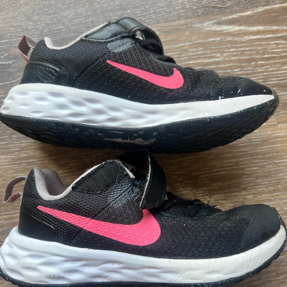 Nike Kids Black Sneakers with Pink Swoosh